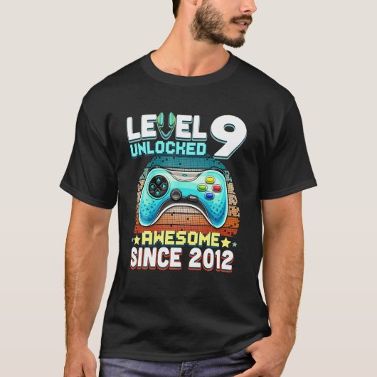 9 Onvergrendelde Geweldige 2012 videogame 9Th Birt T-shirt (Voorkant)