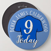 9e Birthday Football Badge to Personalize Button (Voorkant /achterkant)