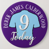9e Birthday Football Badge to Personalize Button (Voorkant)