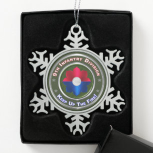 9e infanteriedivisie tin sneeuwvlok ornament