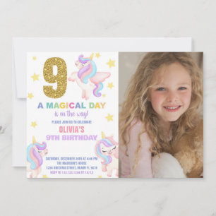 9e Rainbow Unicorn Verjaardag Uitnodigingen w foto