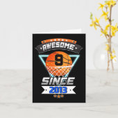 9e verjaardag basketbalspeler 9 jaar oud jongen gi kaart (Gele Bloem)