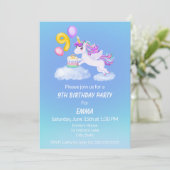 9e verjaardag Eenhoorn met taart uitnodiging (Staand voorkant)