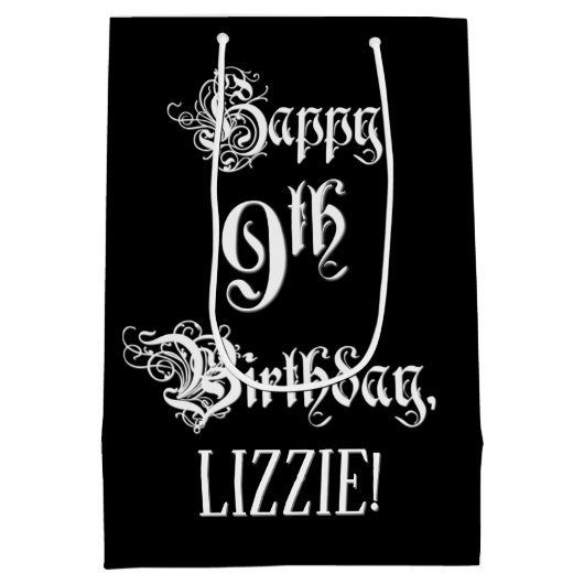 9e verjaardag: Fancy, elegant script + aangepaste  Medium Cadeauzakje (Achterkant)