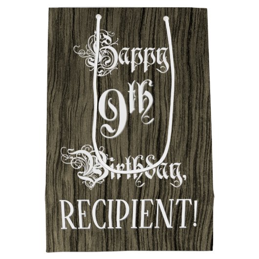 9e verjaardag: Fancy, Faux Wood Kijk + Aangepaste  Medium Cadeauzakje (Achterkant)