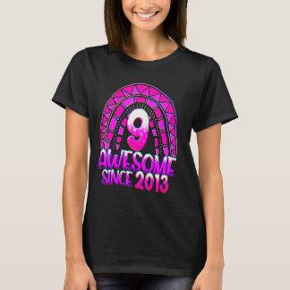 9e verjaardag Geweldige sinds 2013: Birthday Rainb T-shirt