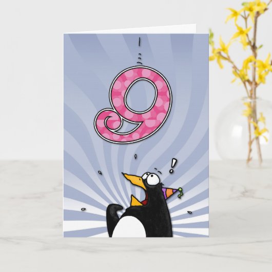9e verjaardag - Penguin Surprise Kaart (Gele Bloem)