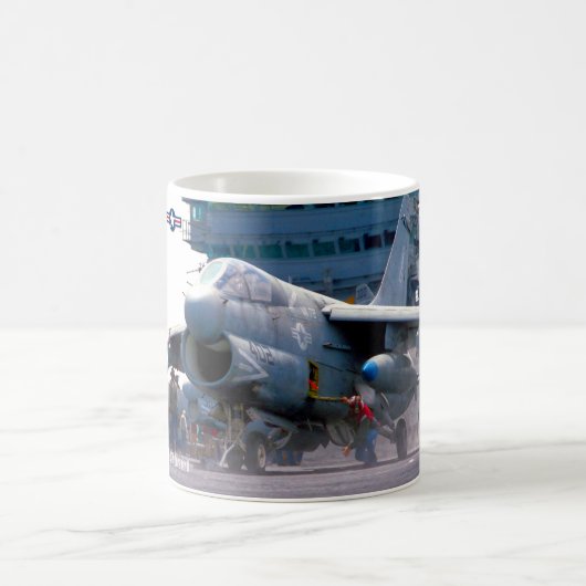 A-7E CORSAIR II KOFFIEMOK (Center)