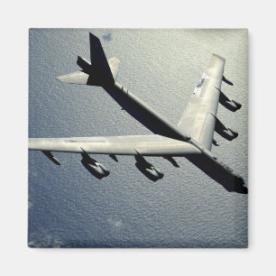 A B-52 Stratofort tijdens de vlucht Magneet