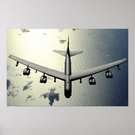 A B-52 Stratofort tijdens de vlucht Poster (Voorkant)