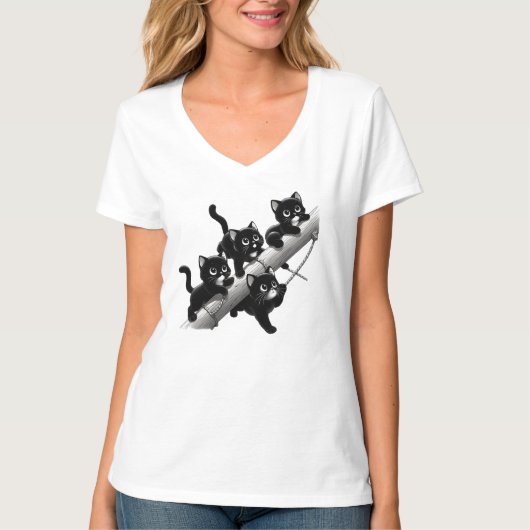 A beautiful and cute design for small black cats t-shirt (Voorkant)