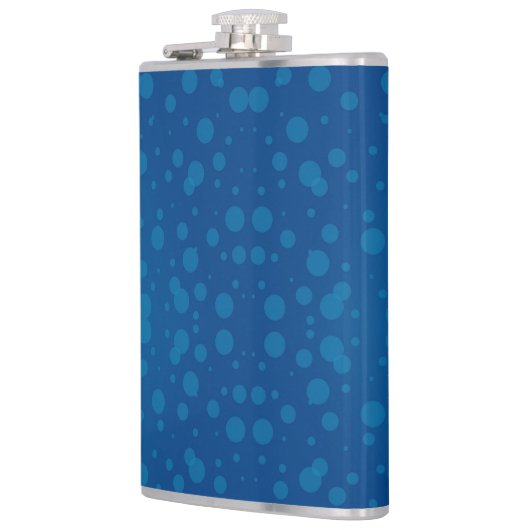 A blue hip flask with a silver cap  heupfles (Links)
