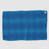 A blue towel with a subtle dotted pattern hangs golfhanddoek (Horizontaal)