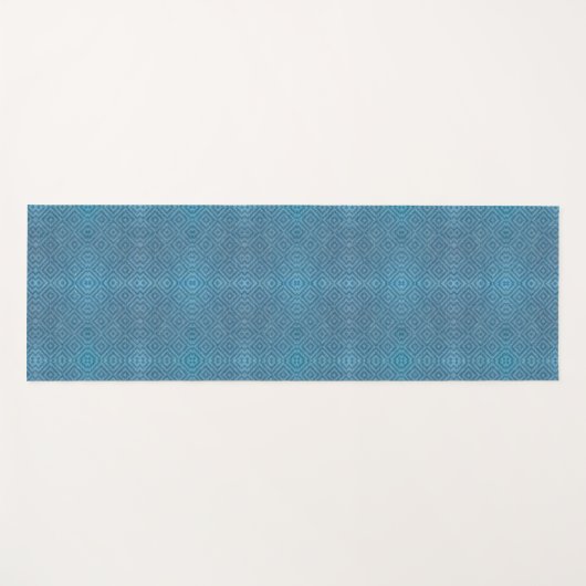 A blue yoga mat with a subtle geometric pattern  (Voorkant (horizontaal))