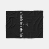 A Bride in a Tiny bit Martini Bride Bachelorette Fleece Deken (Voorkant (Horizontaal))
