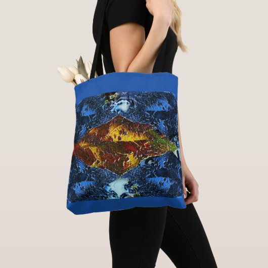 A Bright Goldfish Tote Bag (Dichtbij)