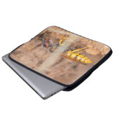 A close-up photograph of a wasp laptop sleeve (Voorkant onderkant)