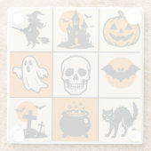 A coaster with various Halloween-themed images Glazen Onderzetter (Achterkant)
