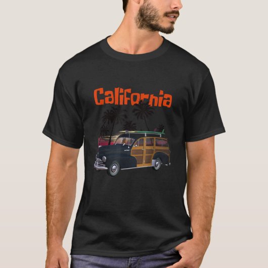 A cool classic woody style California surf wagon   T-shirt (Voorkant)