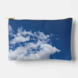 A corner of clouds etui