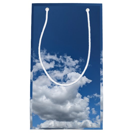 A corner of clouds klein cadeauzakje (Voorkant)