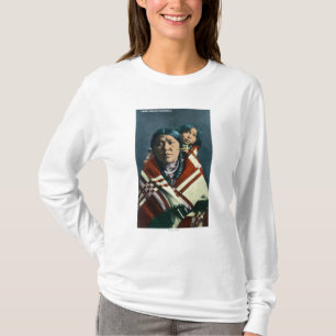 A Crow Indian Madonna en Child T-shirt