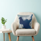 A curve in the clouds kussen (Stoel)