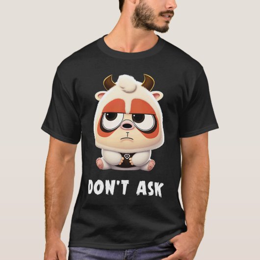 A Cute Little Teddy Bear with Horns Saying Don't A T-shirt (Voorkant)