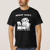 A cute owl, Night Shift, suitable for working T-shirt (Voorkant)
