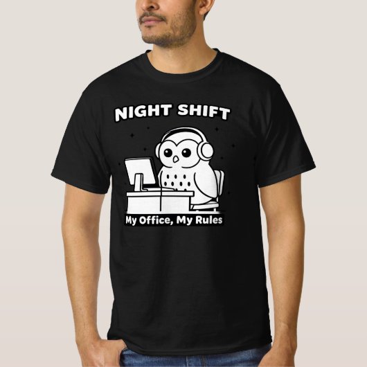 A cute owl, Night Shift, suitable for working T-shirt (Voorkant)