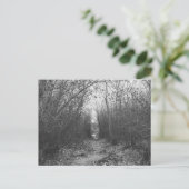 "A DARK ROAD AHEAD" BRIEFKAART (Staand voorkant)