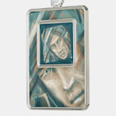 A Defiant Green Elf Verzilverd Omlijst Ornament (Links)