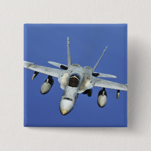A F/A-18 Hornet neemt deel aan een missie Vierkante Button 5,1 Cm