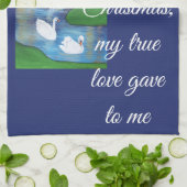 A Flock of Seven Swans-A-Swimming Theedoek (Gevouwen)