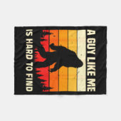 A Guy Like Me Is Hard To Forest Find Funny Bigfoot Fleece Deken (Voorkant (Horizontaal))