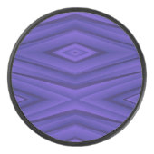 A hockey puck with a vibrant purple geometric (Voorkant)