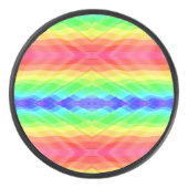 A hockey puck with a vibrant, symmetrical rainbow (Voorkant)