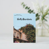 A House and Flowers in North Macedonia Briefkaart (Staand voorkant)