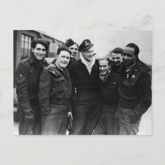 A Lancaster Bomber Crew Briefkaart (Voorkant)