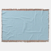 A light blue blanket with a subtle diamond pattern deken (Voorkant)