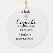 A little cupcake is on its way baby shower name da keramisch ornament (Achterkant)