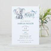 A Little Peanut is on the Way Elephant Baby Shower Kaart (Staand voorkant)