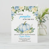 A Little Pumpkin” Baby Shower Invitation  Kaart (Staand voorkant)
