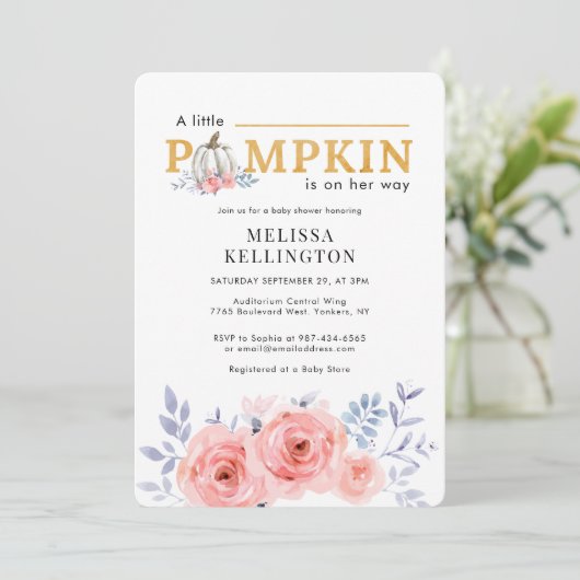 A Little Pumpkin on the Way Baby Shower Kaart (Staand voorkant)