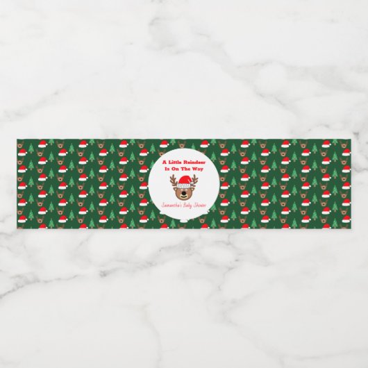 A Little Reindeer Is On The Way Waterfles Etiket (Enkel label)