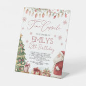 A Merry Little Birthday Time Capsule Reclamebord Met Voetstuk (Voorkant)