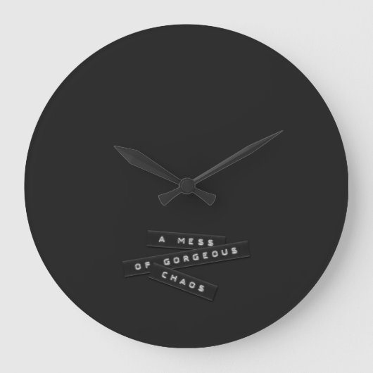 A Mess Of Gorgeous Chaos EmBELED Labels Clock Grote Klok (Voorkant)