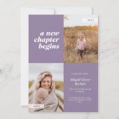 A New Chapter Begins Lilac Graduation Invitation Kaart (Voorkant)