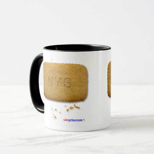 A Nys cuppa Mok (Voorkant links)