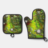 A Pond with Unpure Thoughts Ovenwant & Pannenlap Set (Voorkant)